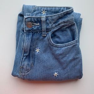 Daisy Pacsun mom jeans